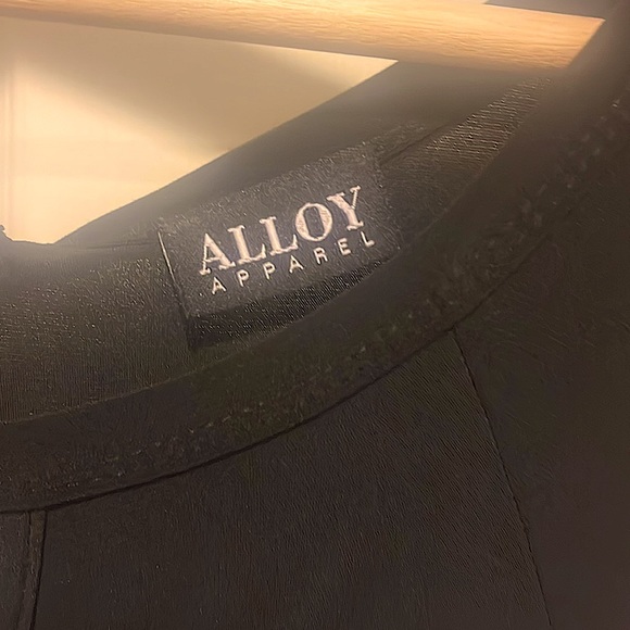 black jumpsuit - Picture 3 of 5